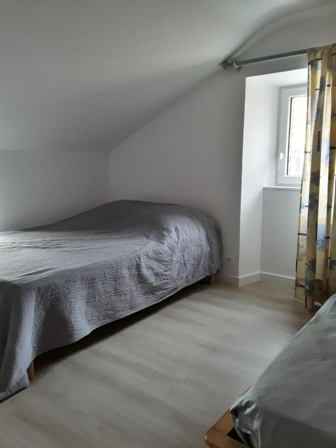 Gite Le Jaya Saint-Georges-de-Luzençon المظهر الخارجي الصورة